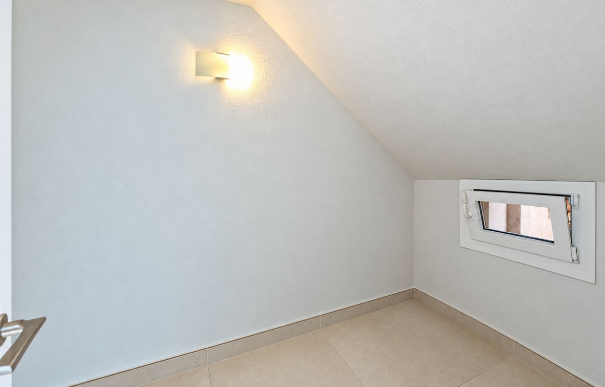 Huis te koop in Estepona | 5 slaapkamers H5517439