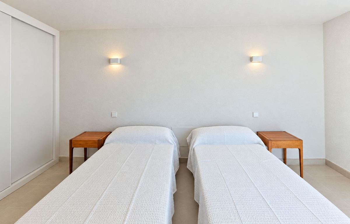 Huis te koop in Estepona | 5 slaapkamers H5517439