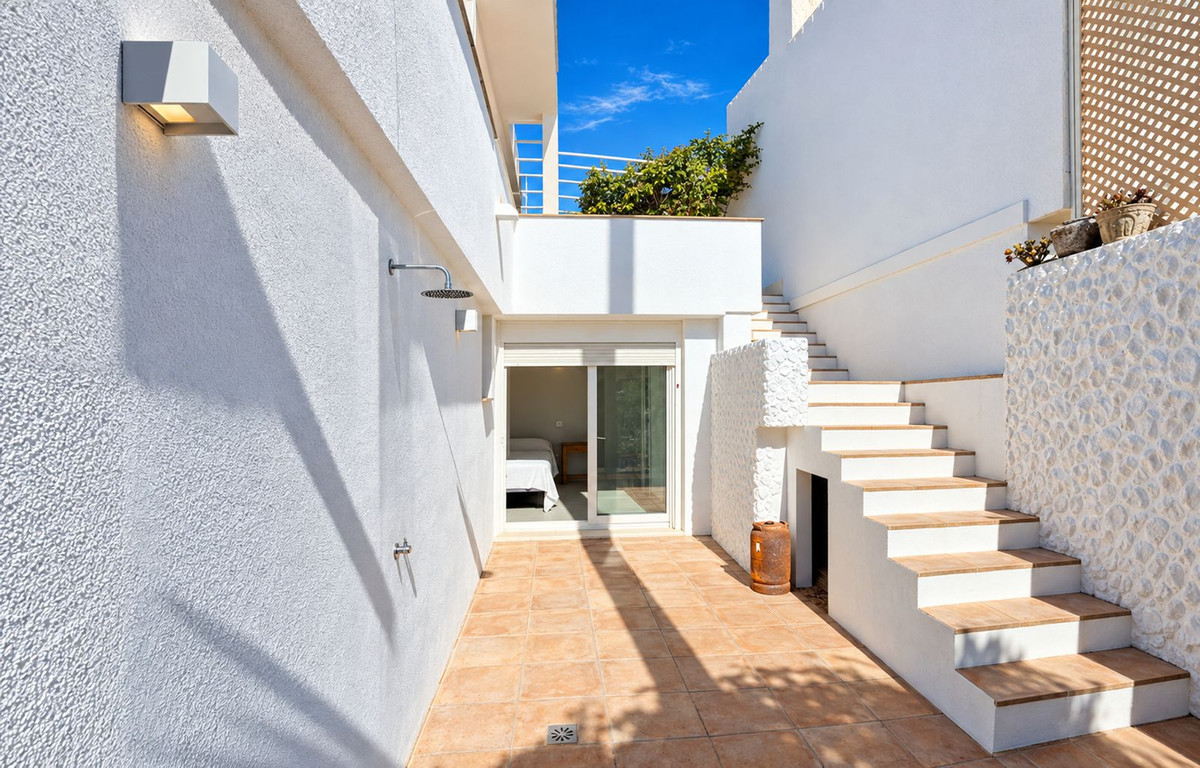 Huis te koop in Estepona | 5 slaapkamers H5517439