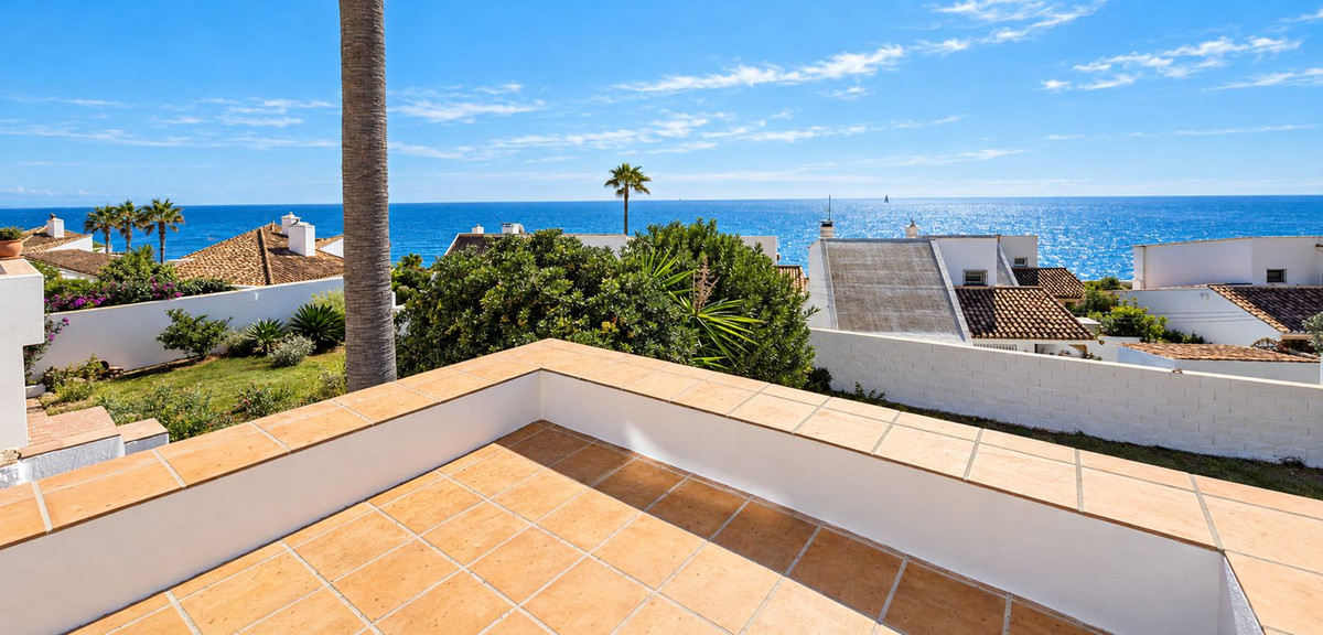 Huis te koop in Estepona | 5 slaapkamers H5517439