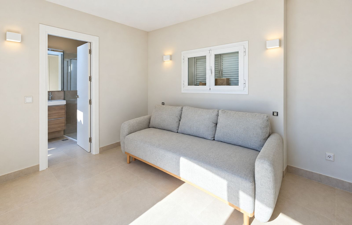 Huis te koop in Estepona | 5 slaapkamers H5517439