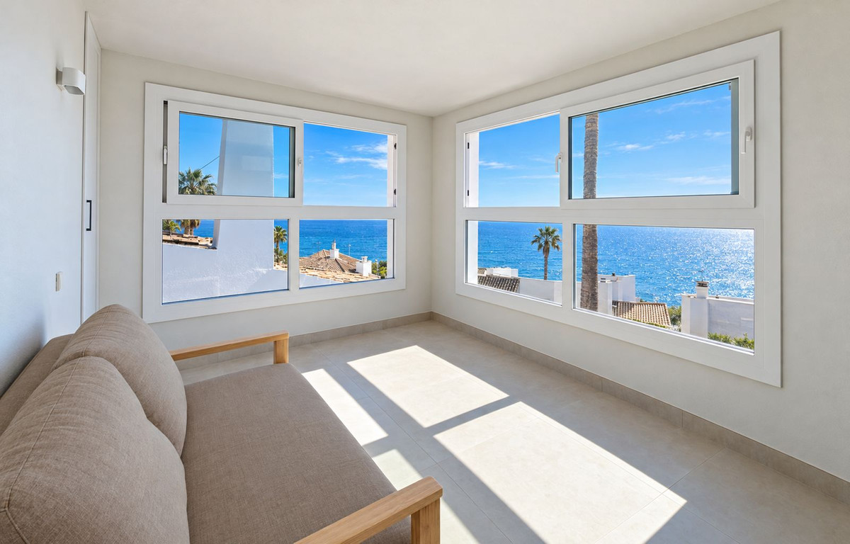Huis te koop in Estepona | 5 slaapkamers H5517439