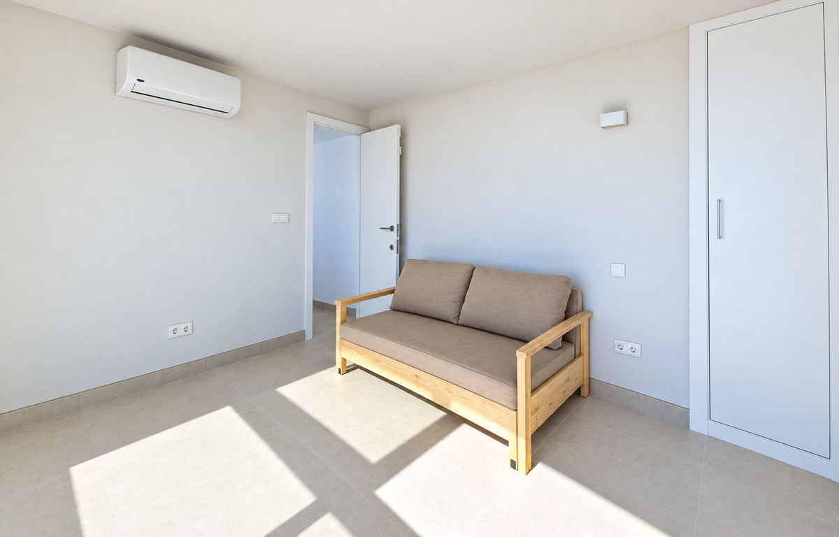 Huis te koop in Estepona | 5 slaapkamers H5517439