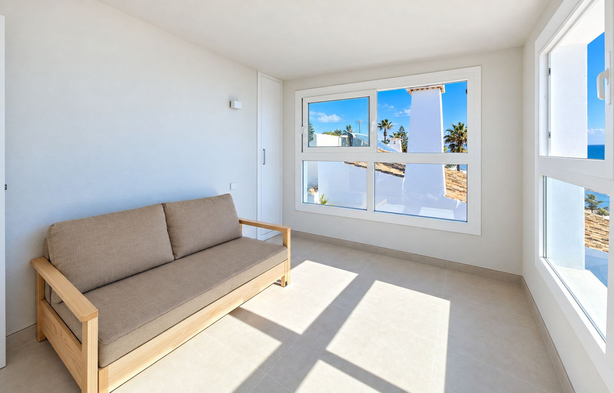Huis te koop in Estepona | 5 slaapkamers H5517439