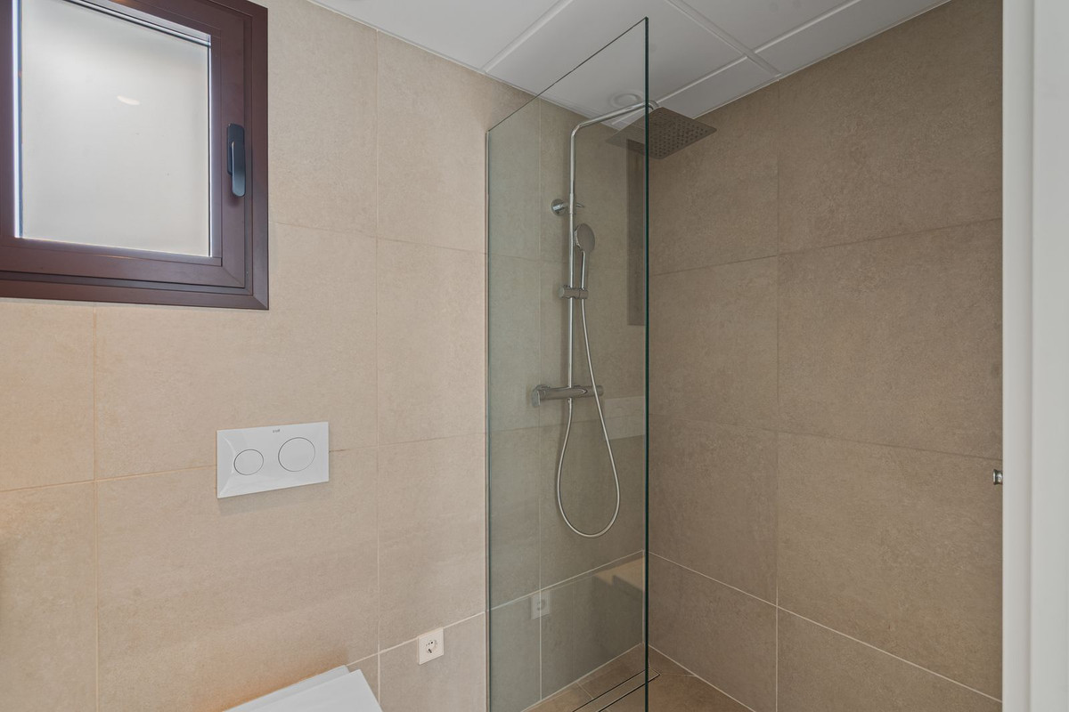 Huis te koop in Estepona | 3 slaapkamers H5517634