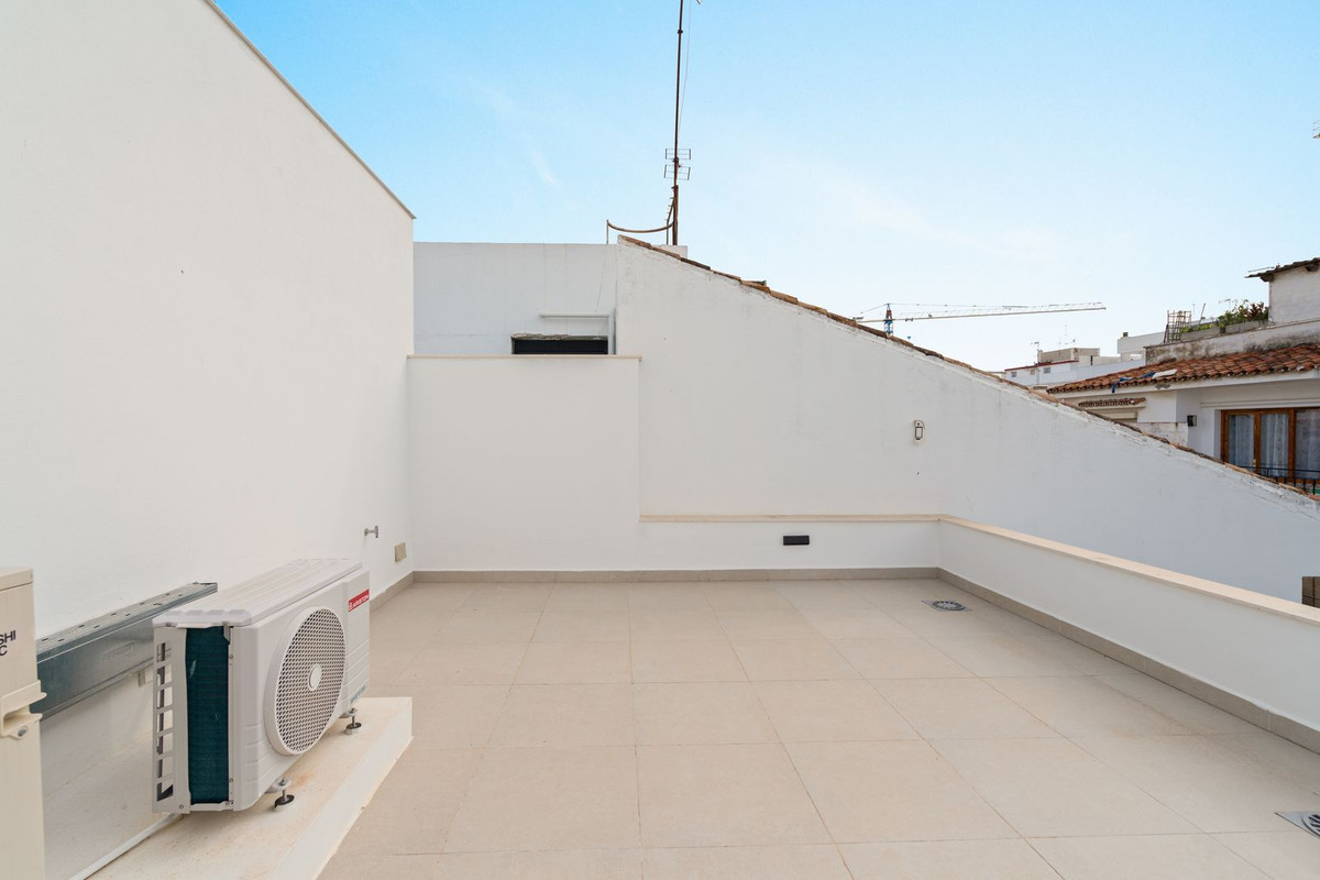 Huis te koop in Estepona | 3 slaapkamers H5517634