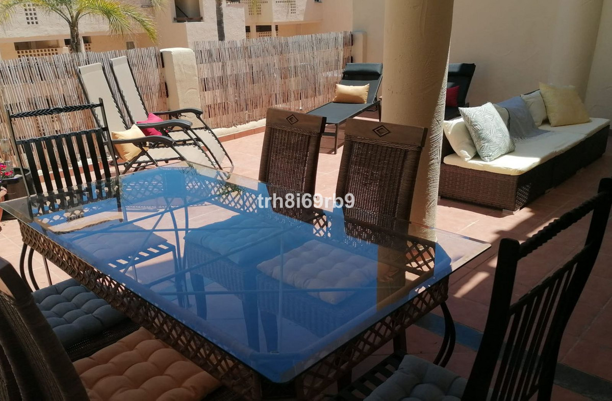 Appartement te koop in Estepona | 2 slaapkamers H5519707