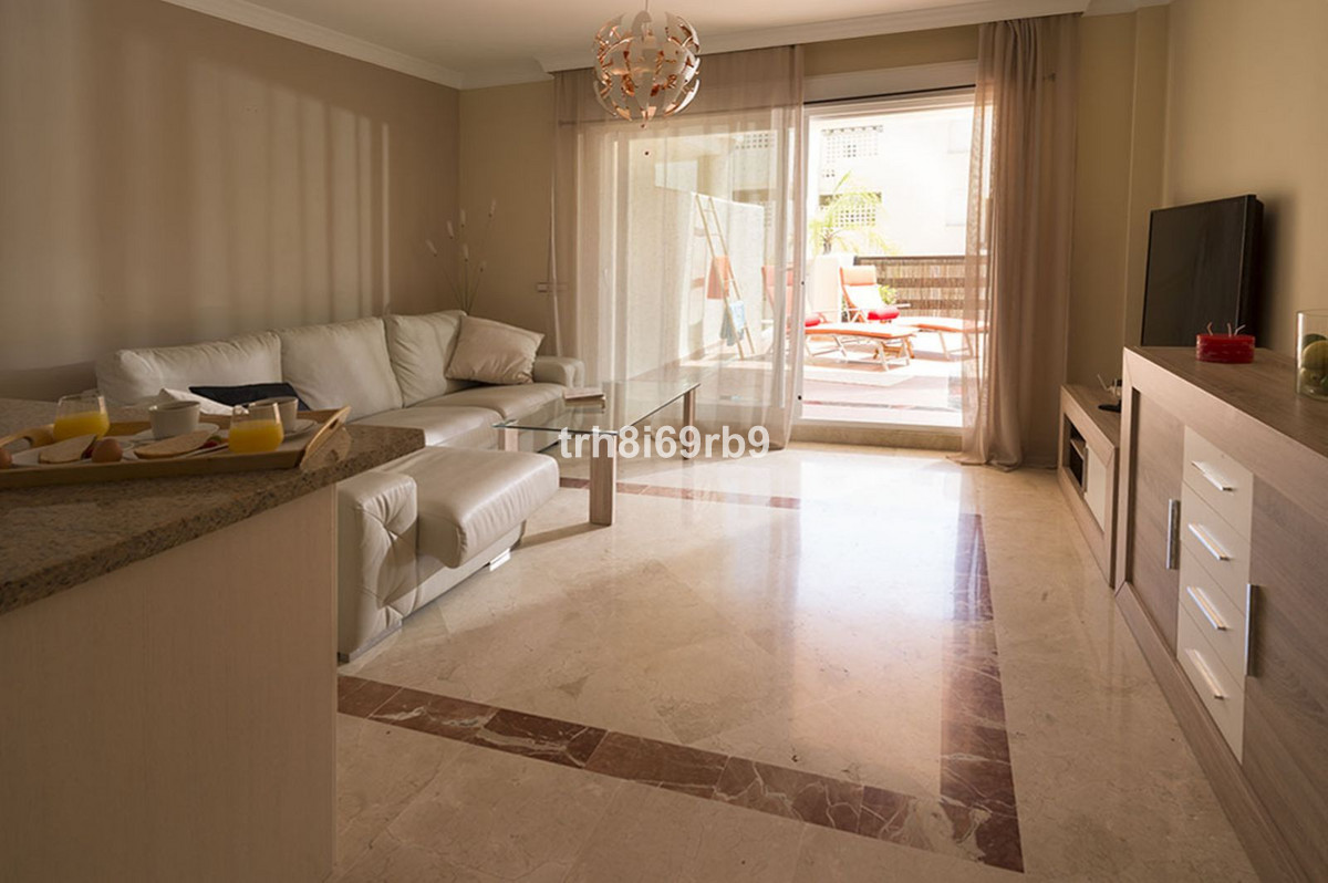Appartement te koop in Estepona | 2 slaapkamers H5519707