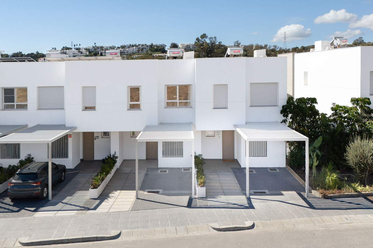 Huis te koop in Estepona | 3 slaapkamers H5521105