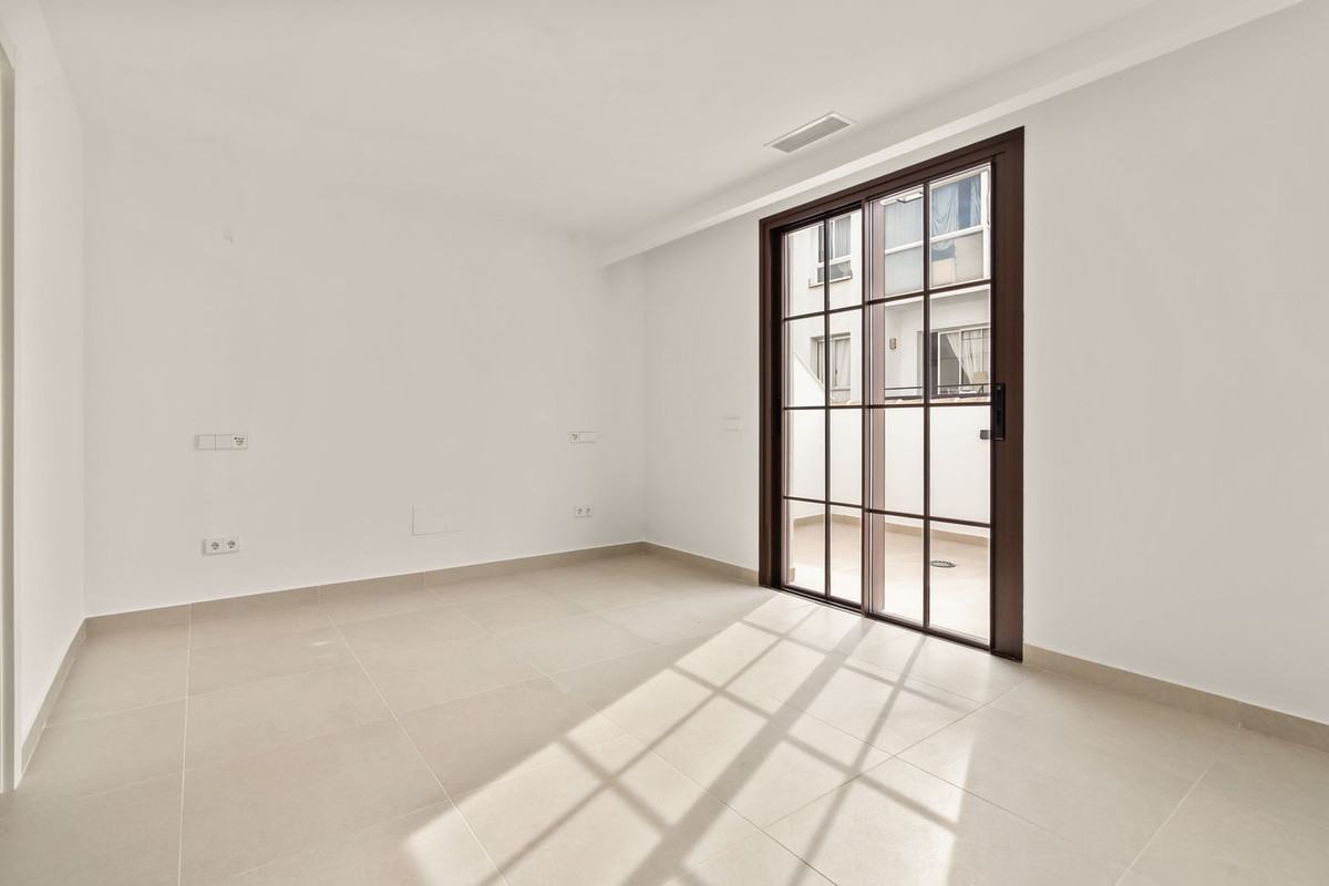 Huis te koop in Estepona | 3 slaapkamers H5524759