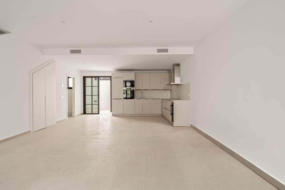 Huis te koop in Estepona | 3 slaapkamers H5524759