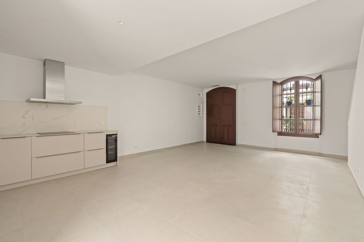 Huis te koop in Estepona | 3 slaapkamers H5524759