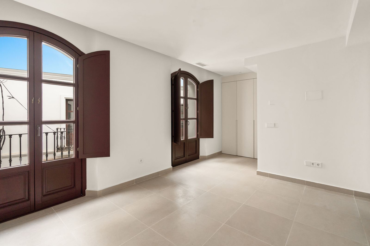 Huis te koop in Estepona | 3 slaapkamers H5524759