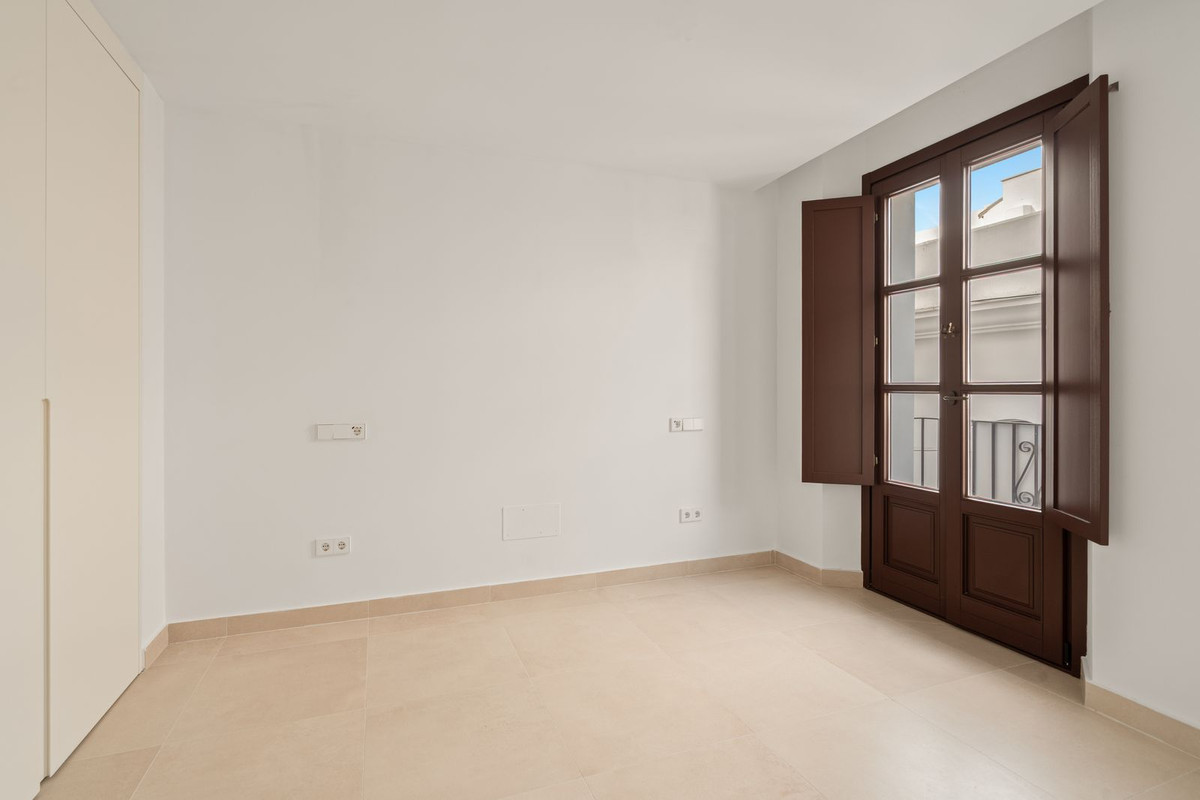 Huis te koop in Estepona | 3 slaapkamers H5524795