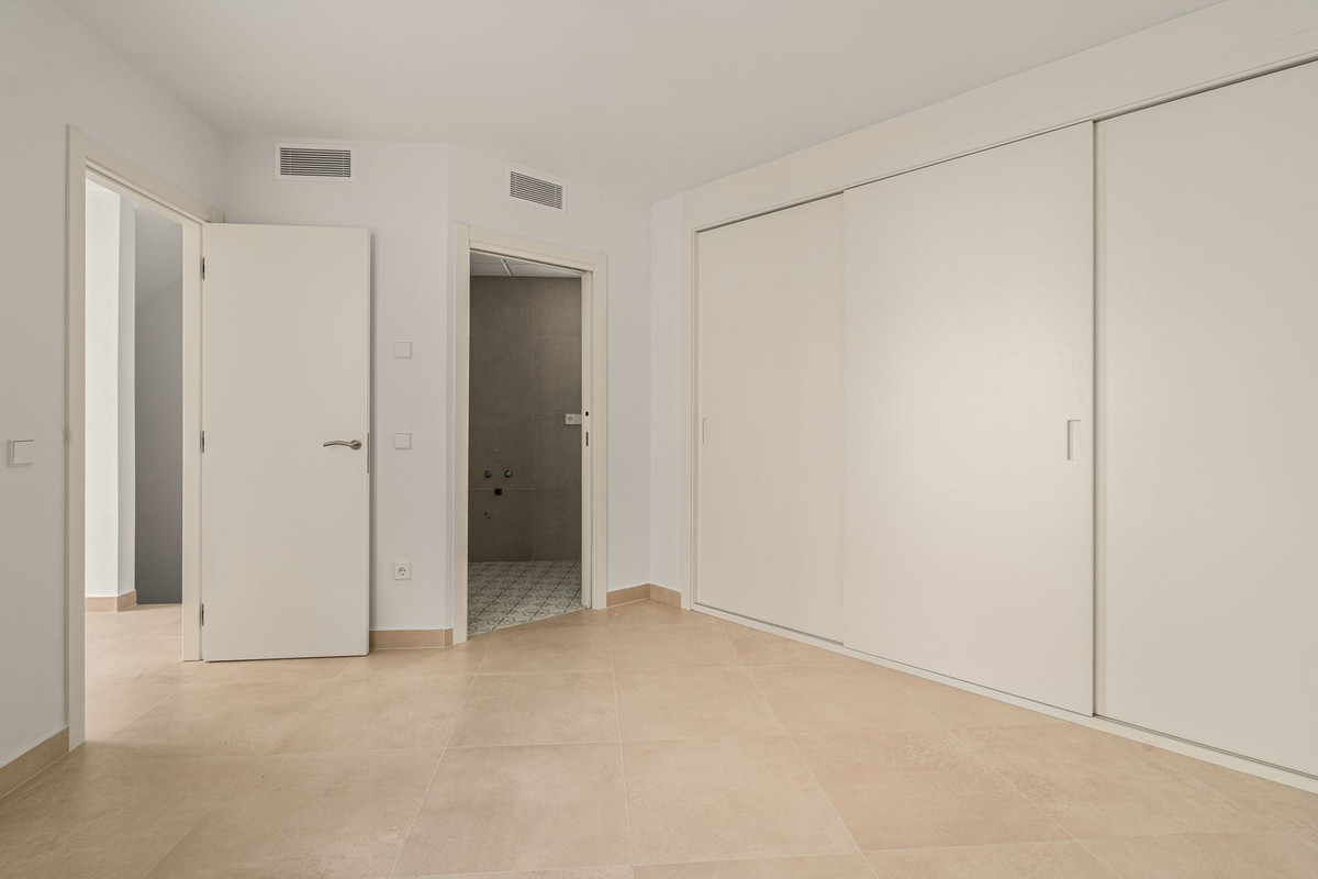 Huis te koop in Estepona | 3 slaapkamers H5524795
