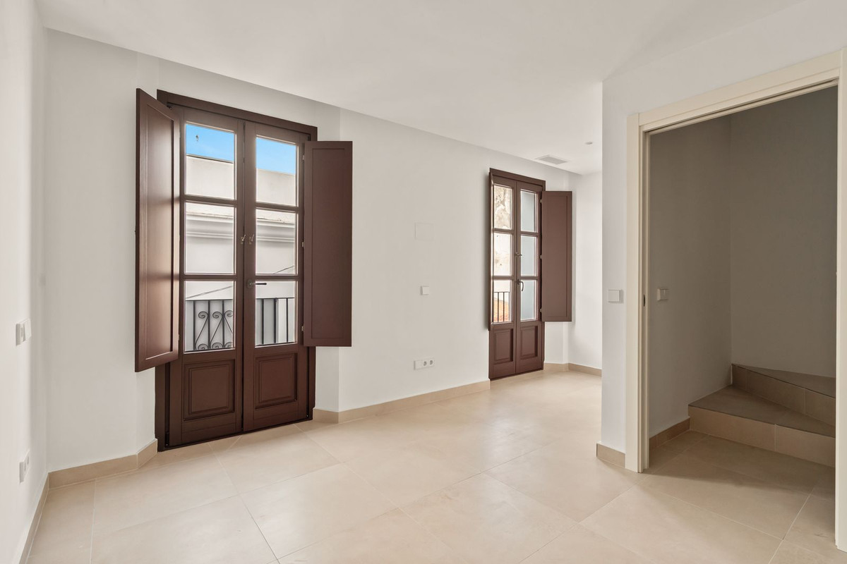 Huis te koop in Estepona | 3 slaapkamers H5524795