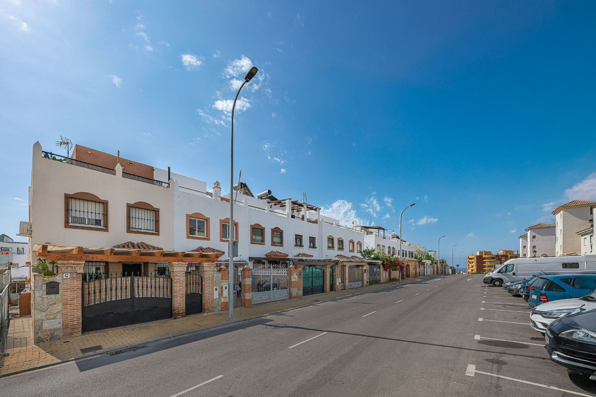 Huis te koop in Estepona | 3 slaapkamers H5527690