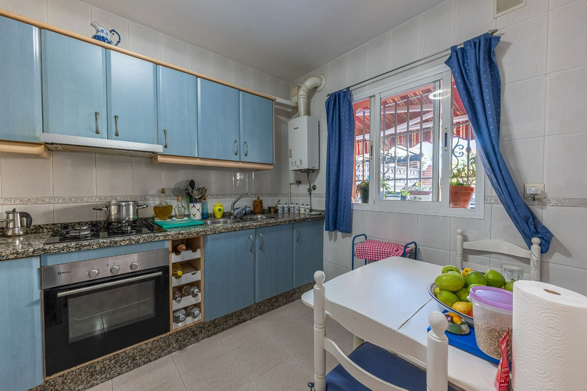 Huis te koop in Estepona | 3 slaapkamers H5527690