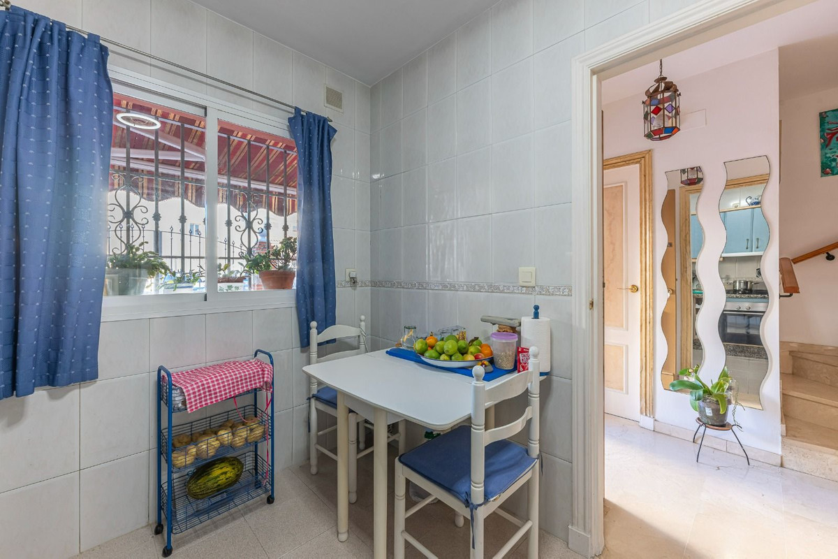 Huis te koop in Estepona | 3 slaapkamers H5527690