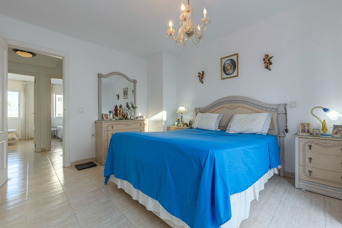 Huis te koop in Estepona | 3 slaapkamers H5527690