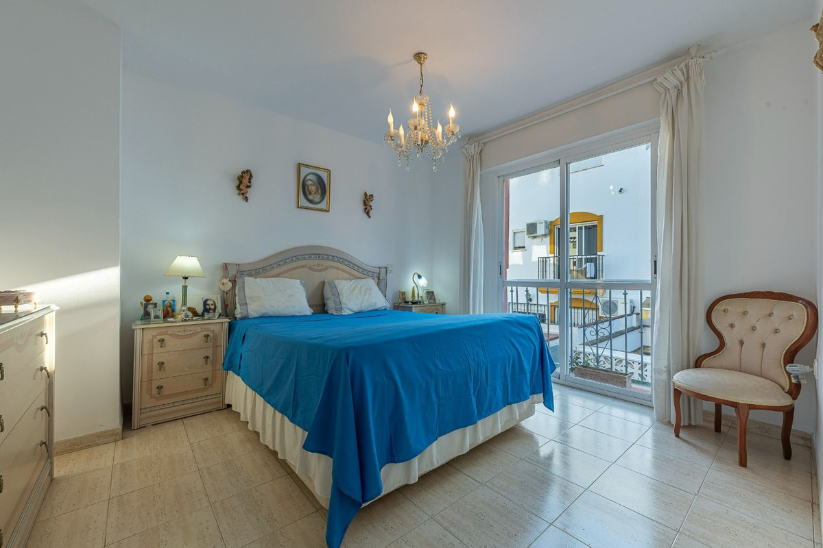 Huis te koop in Estepona | 3 slaapkamers H5527690