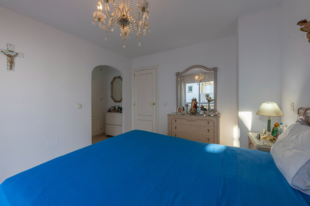 Huis te koop in Estepona | 3 slaapkamers H5527690