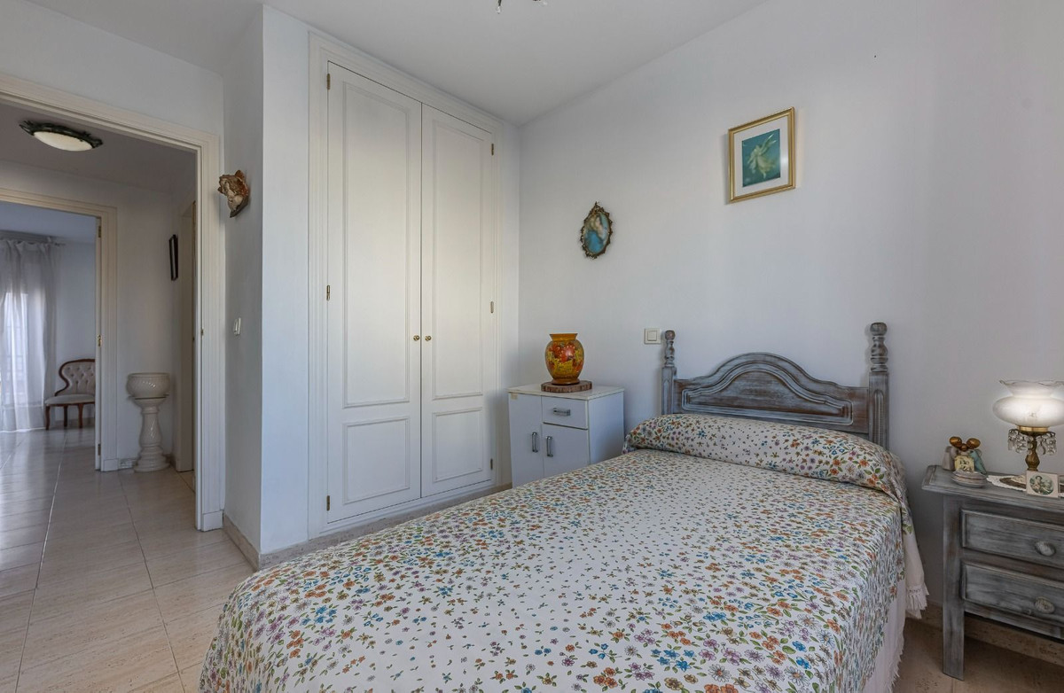 Huis te koop in Estepona | 3 slaapkamers H5527690