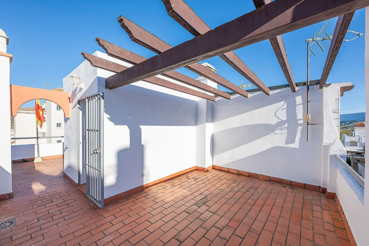 Huis te koop in Estepona | 3 slaapkamers H5527690