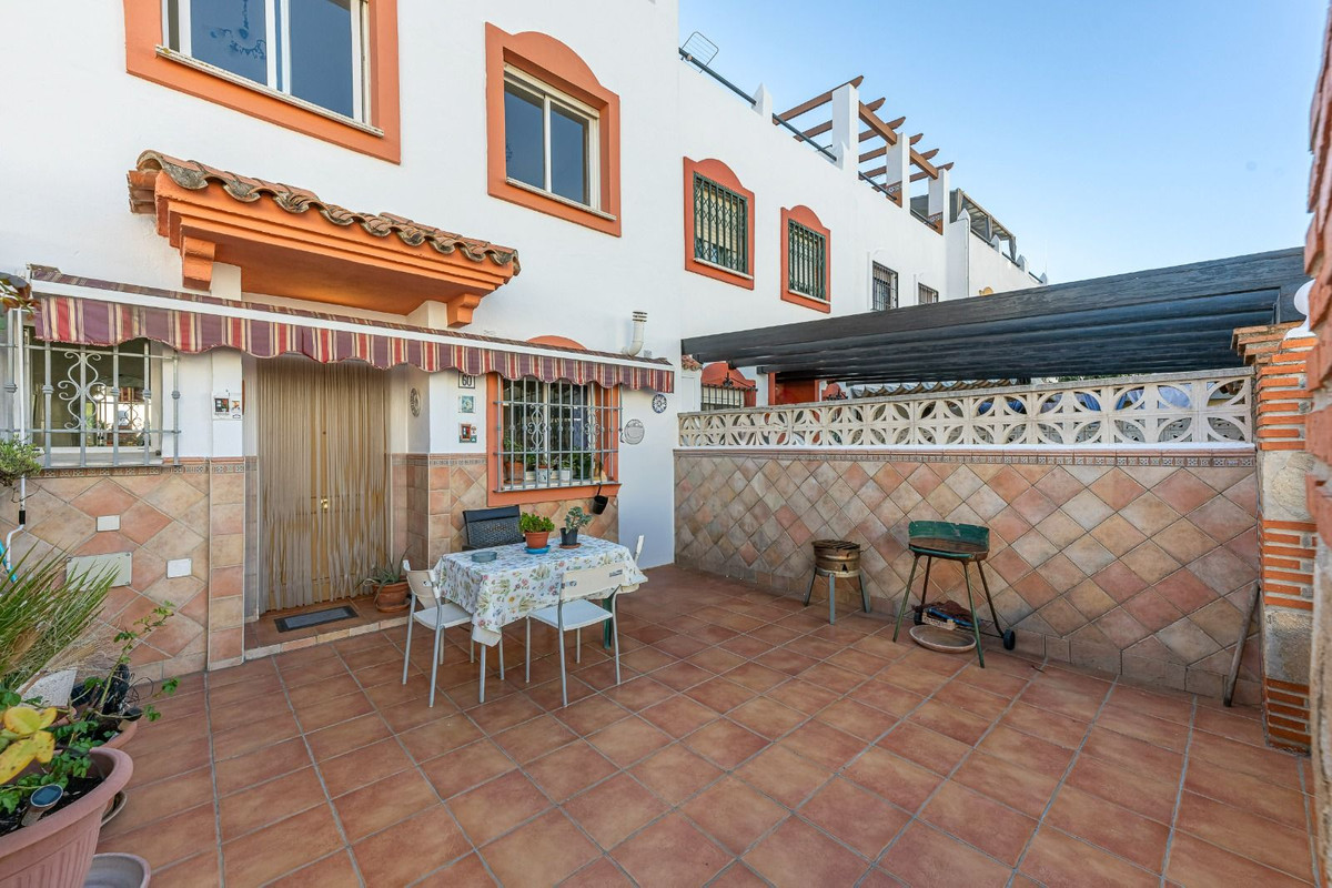 Huis te koop in Estepona | 3 slaapkamers H5527690