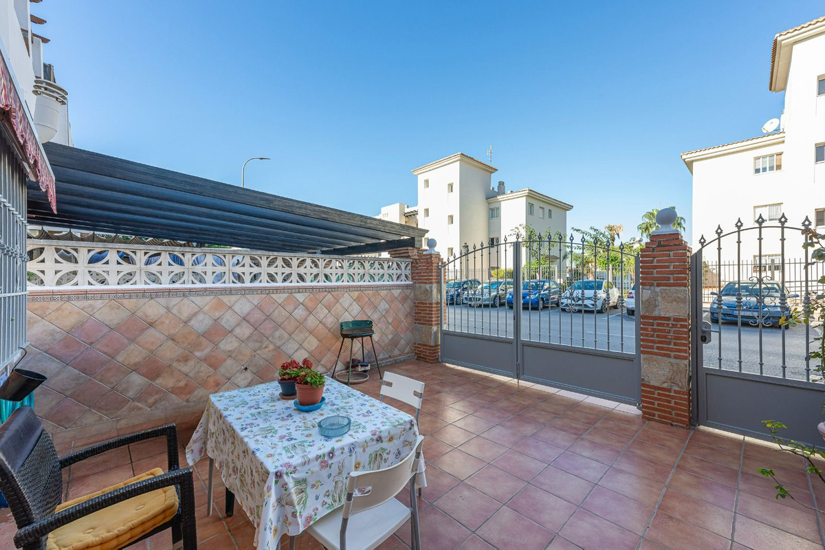 Huis te koop in Estepona | 3 slaapkamers H5527690