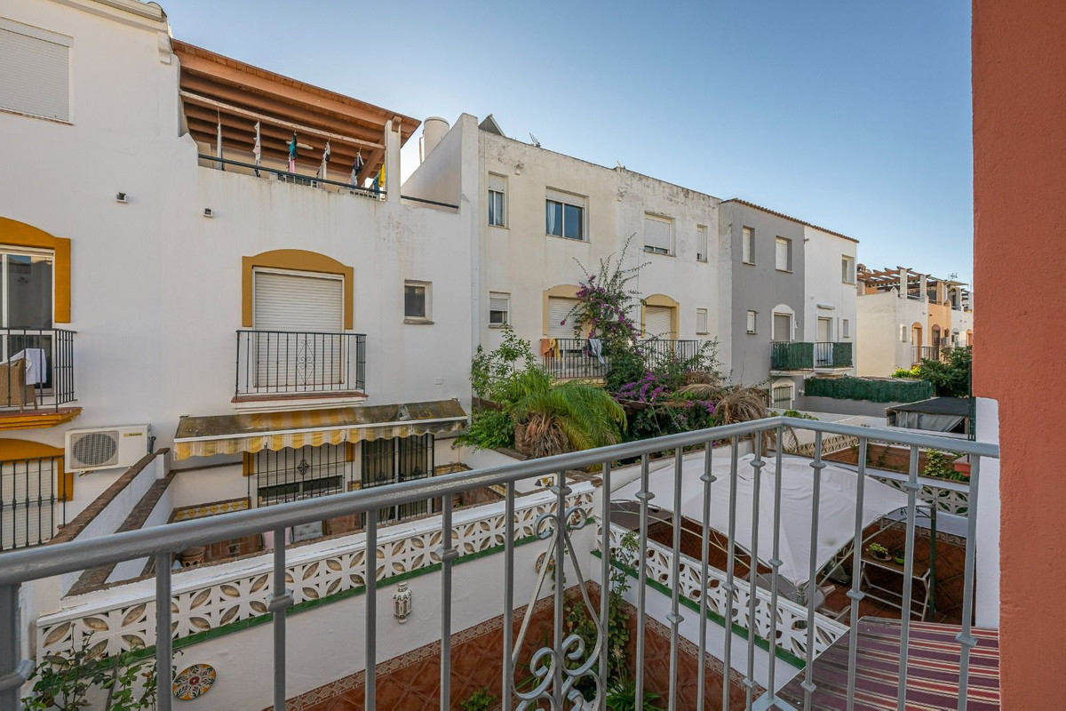 Huis te koop in Estepona | 3 slaapkamers H5527690
