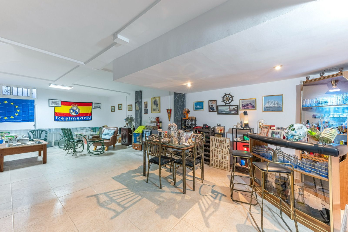 Huis te koop in Estepona | 3 slaapkamers H5527690