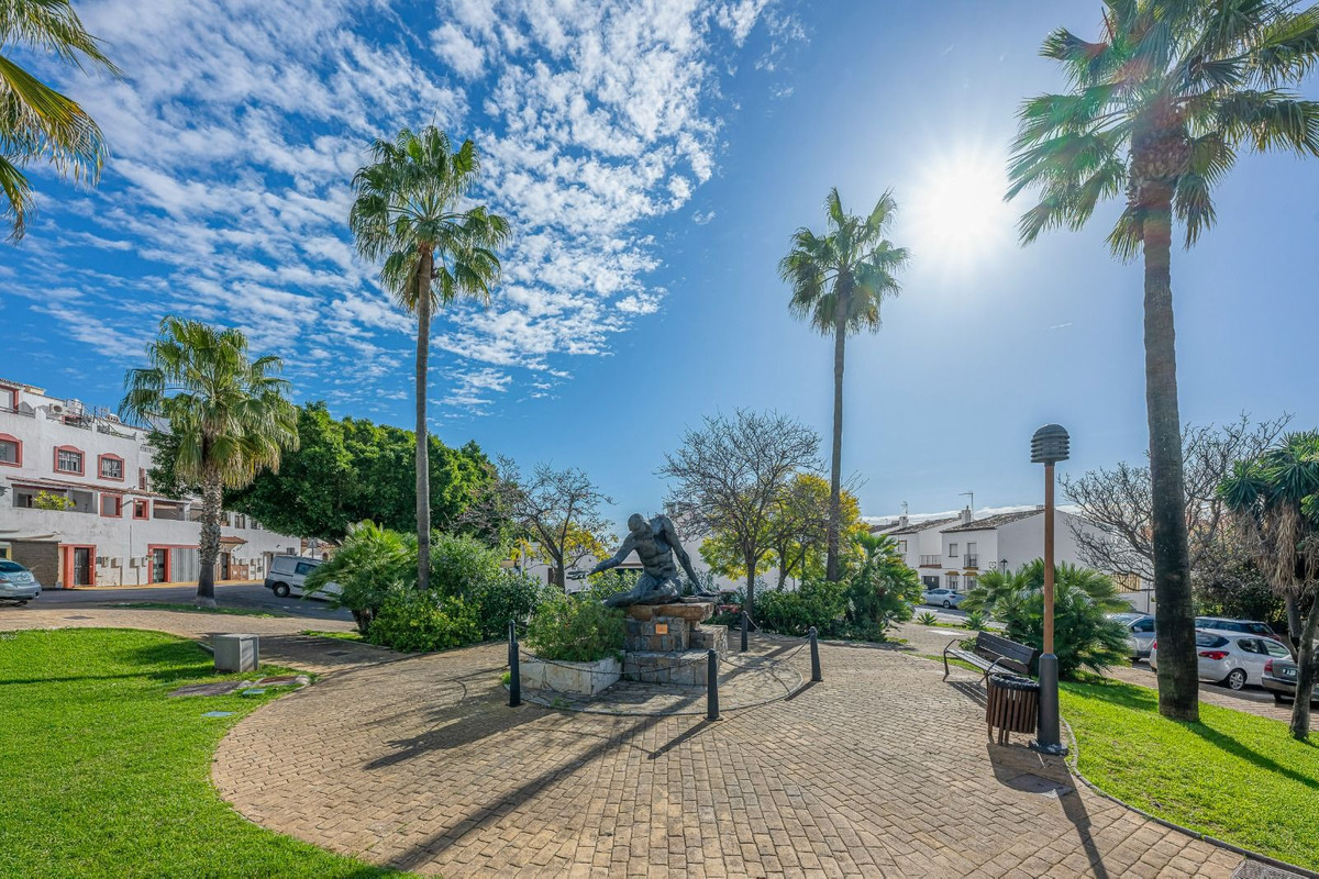 Huis te koop in Estepona | 3 slaapkamers H5527690