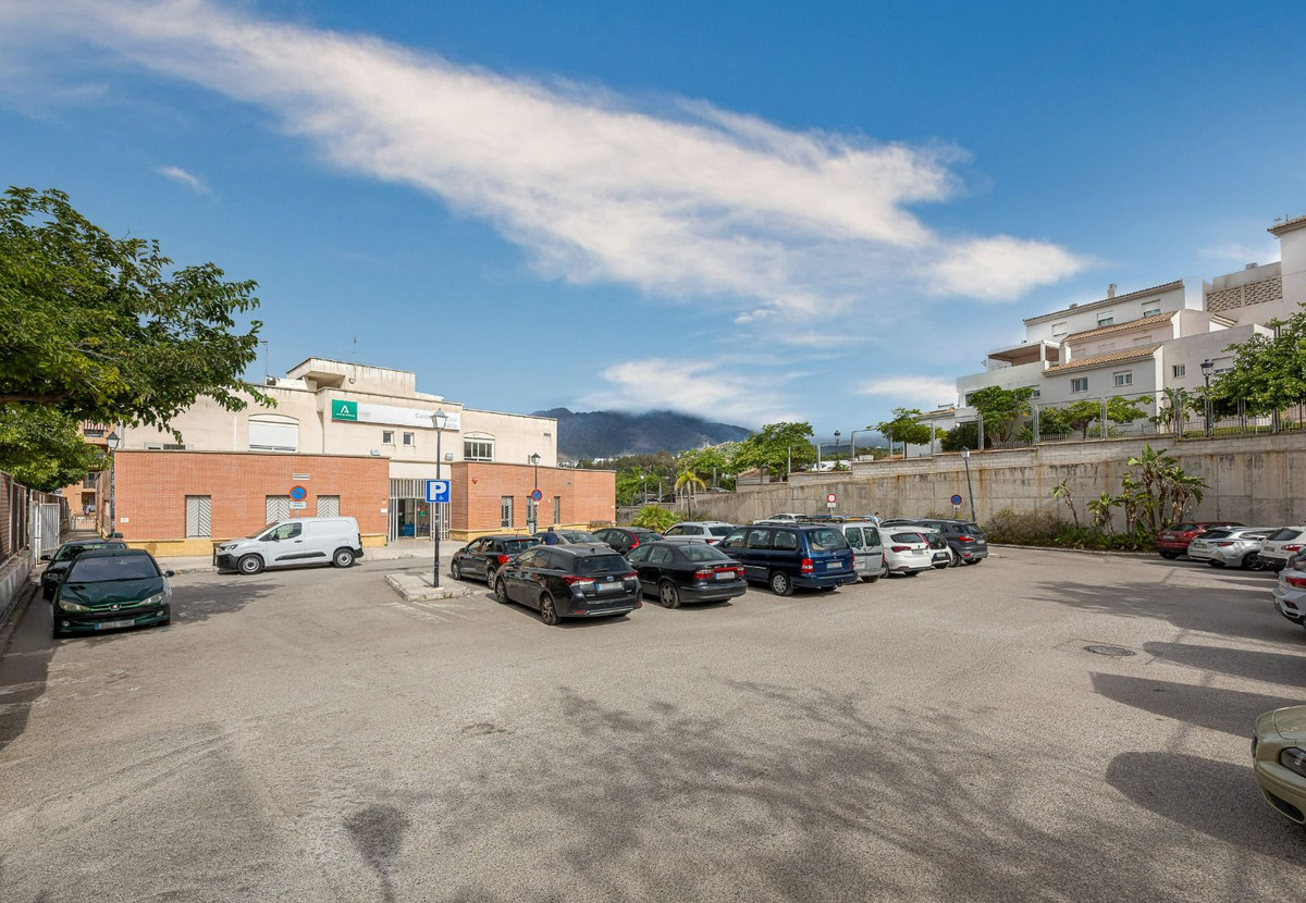 Huis te koop in Estepona | 3 slaapkamers H5527690