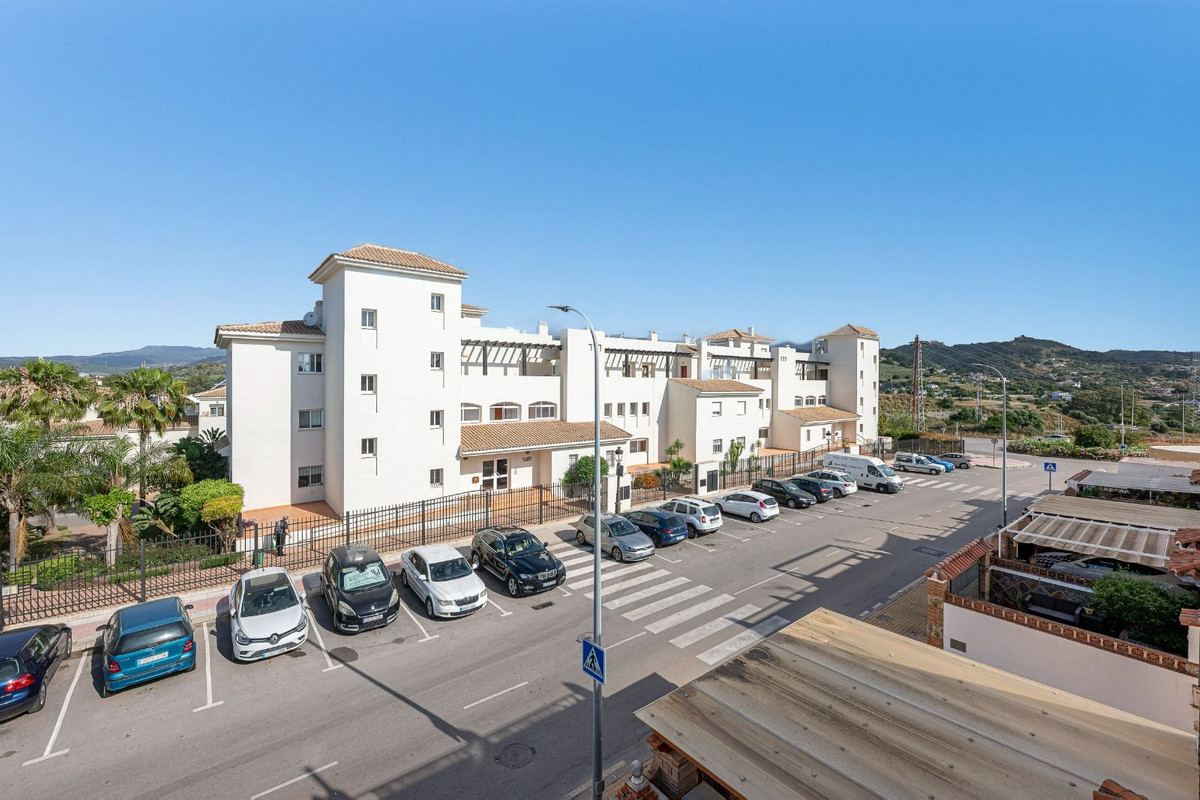 Huis te koop in Estepona | 3 slaapkamers H5527690
