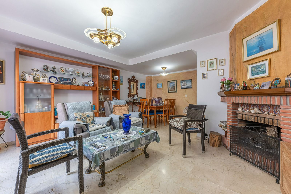 Huis te koop in Estepona | 3 slaapkamers H5527690