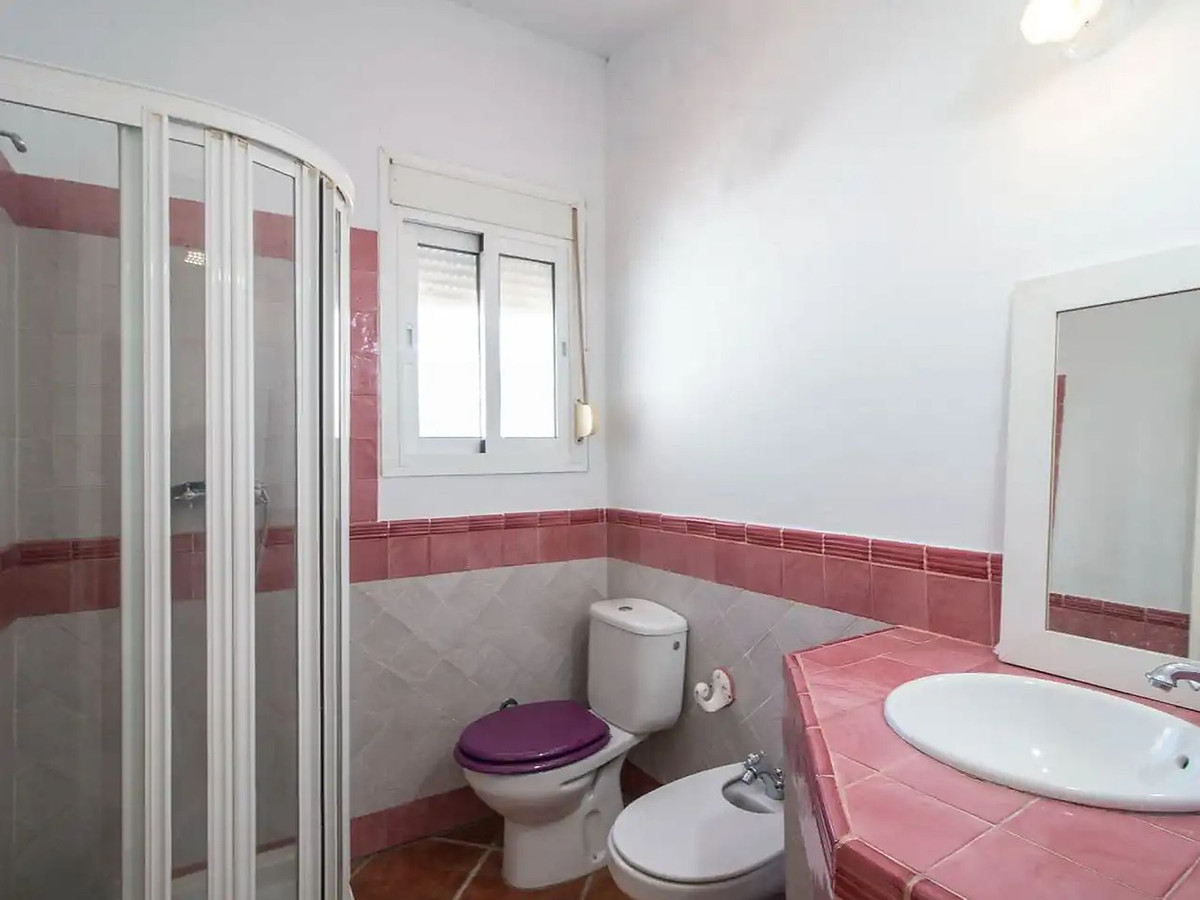 Huis te koop in Estepona | 5 slaapkamers H5527792