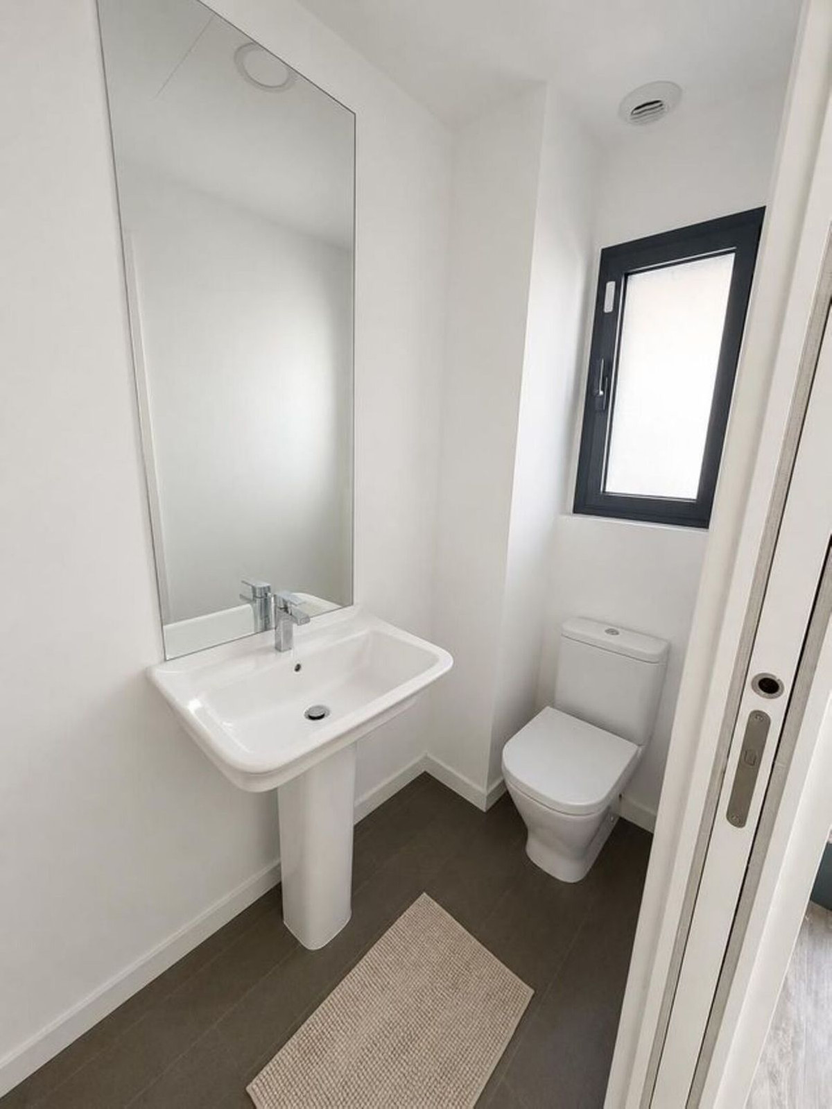 Huis te koop in Estepona | 4 slaapkamers H5527870