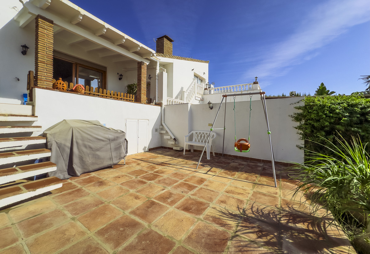Huis te koop in Estepona | 3 slaapkamers H5528086