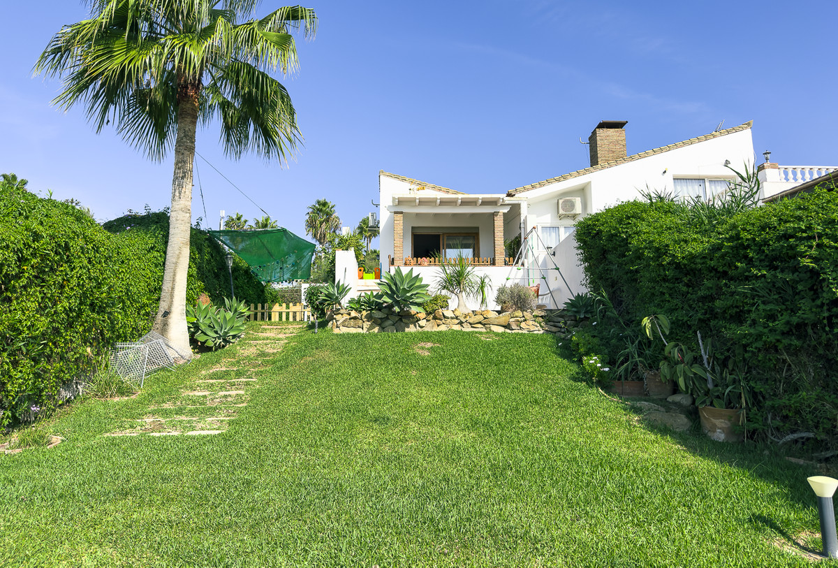 Huis te koop in Estepona | 3 slaapkamers H5528086