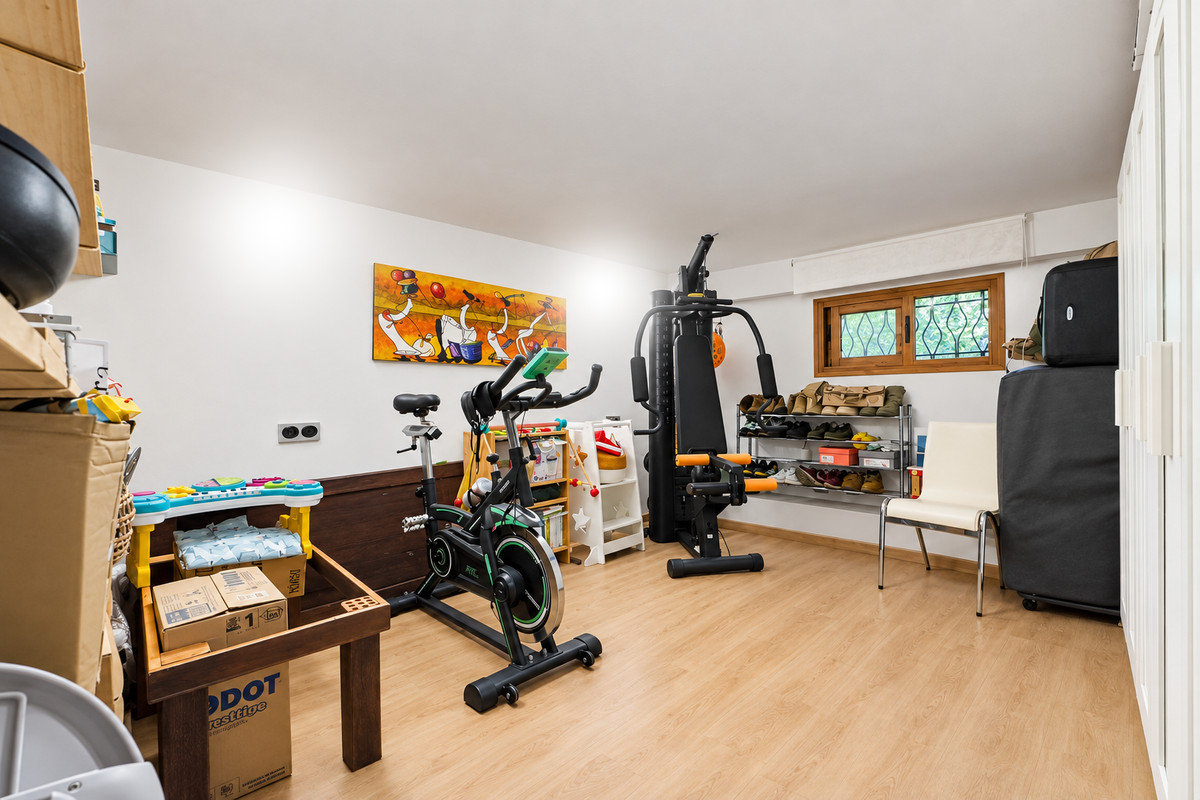 Huis te koop in Estepona | 3 slaapkamers H5528086