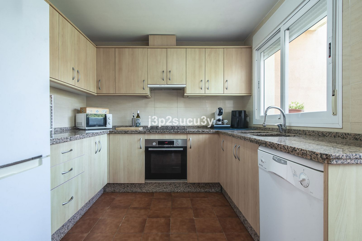 Huis te koop in Estepona | 3 slaapkamers H5532079