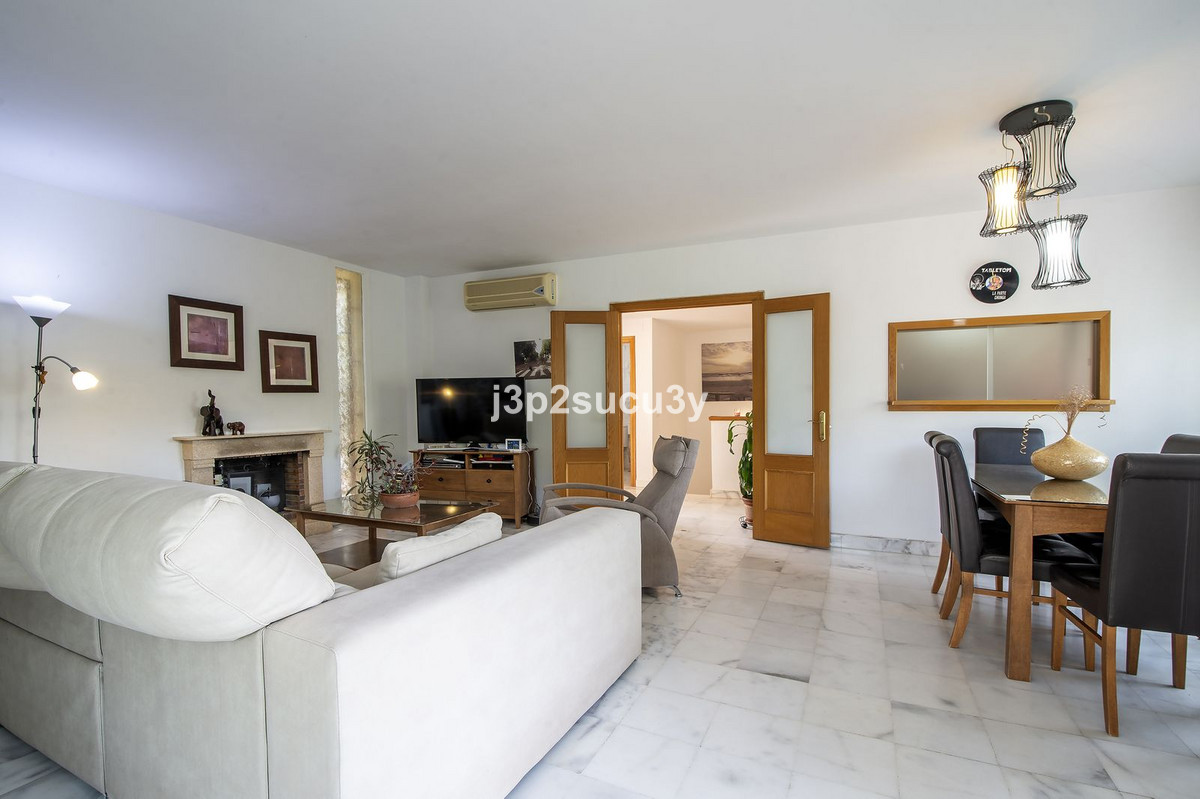 Huis te koop in Estepona | 3 slaapkamers H5532079