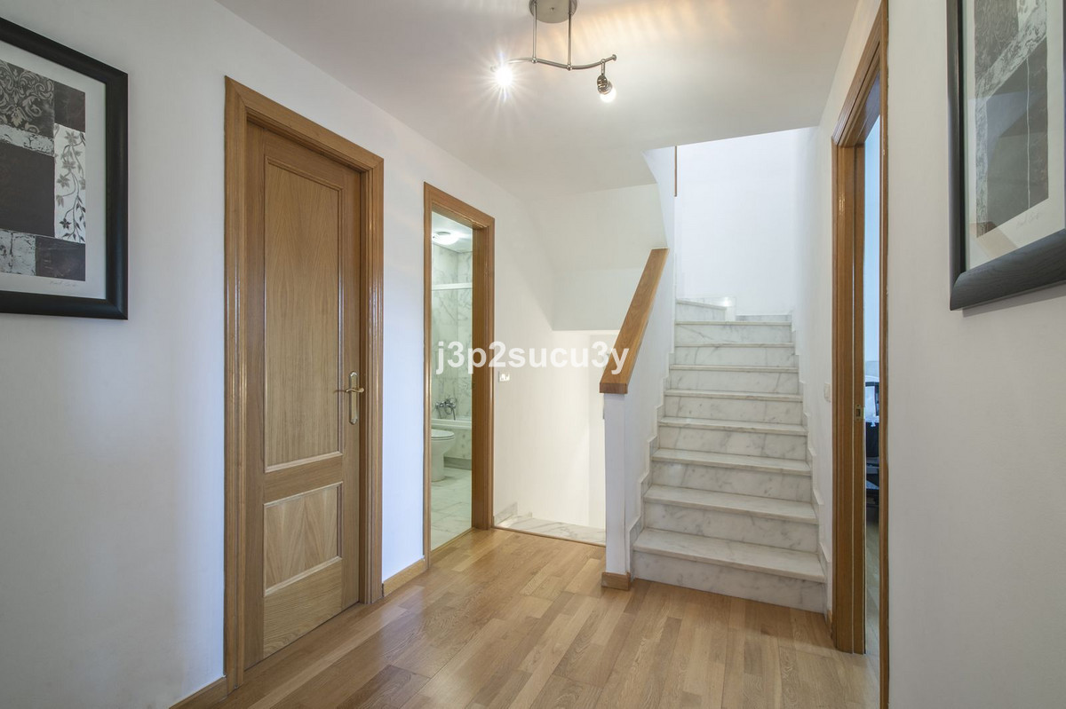 Huis te koop in Estepona | 3 slaapkamers H5532079