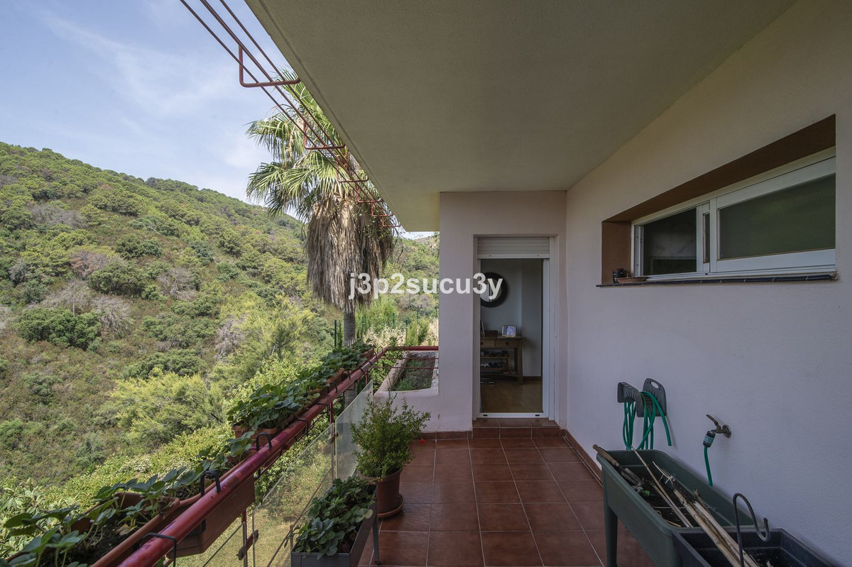 Huis te koop in Estepona | 3 slaapkamers H5532079