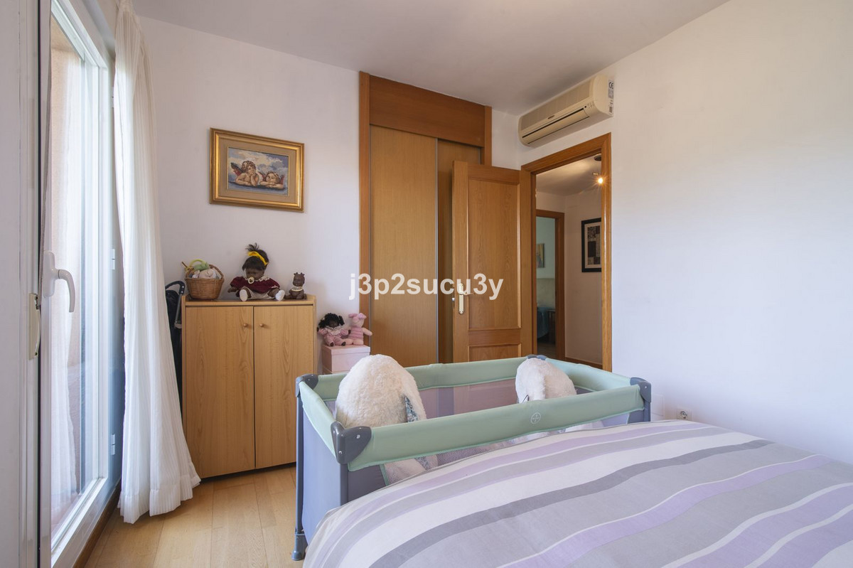 Huis te koop in Estepona | 3 slaapkamers H5532079