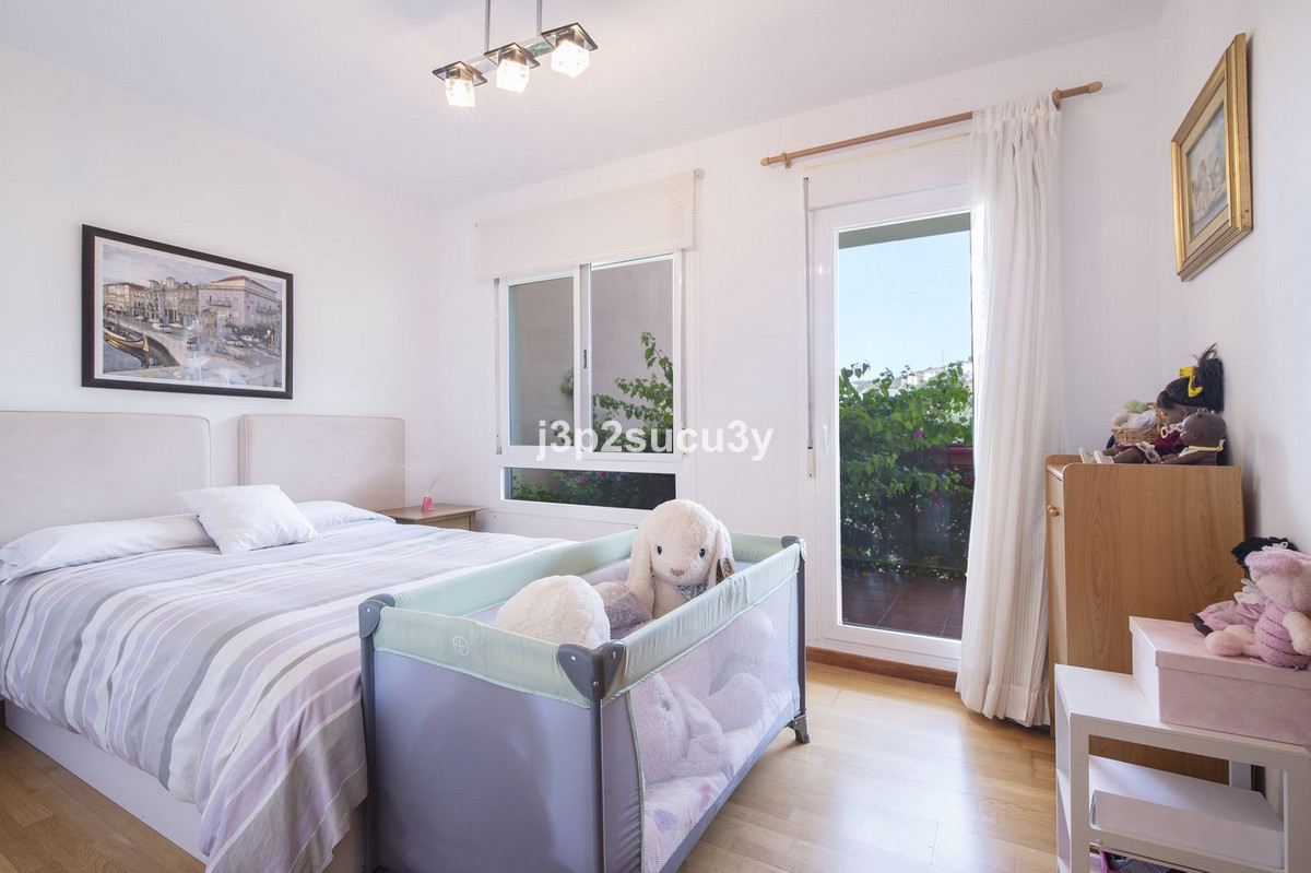 Huis te koop in Estepona | 3 slaapkamers H5532079