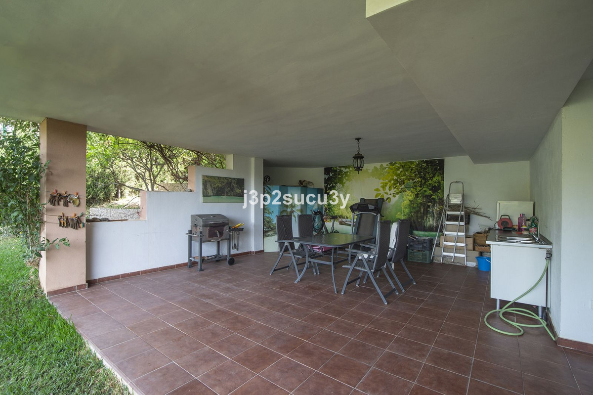 Huis te koop in Estepona | 3 slaapkamers H5532079