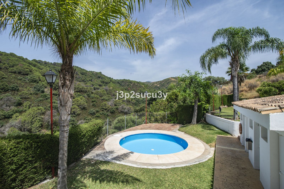 Huis te koop in Estepona | 3 slaapkamers H5532079