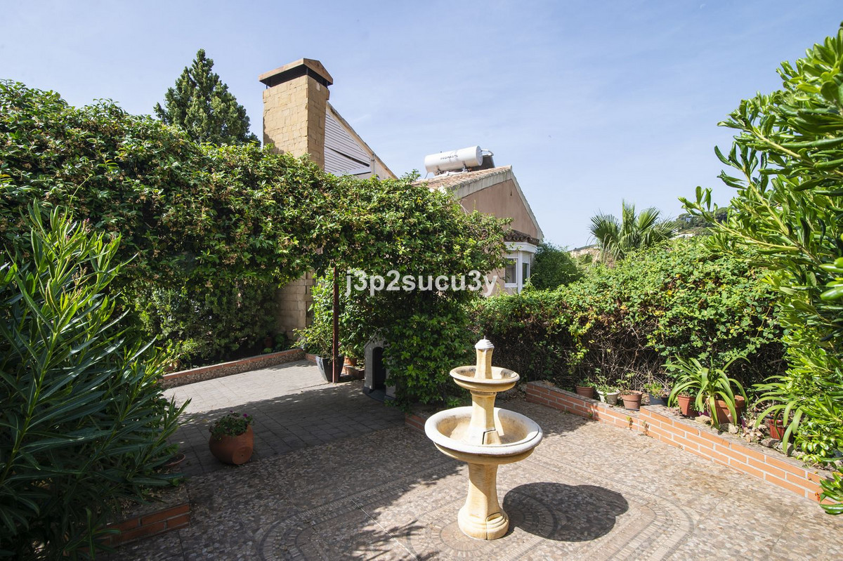 Huis te koop in Estepona | 3 slaapkamers H5532079